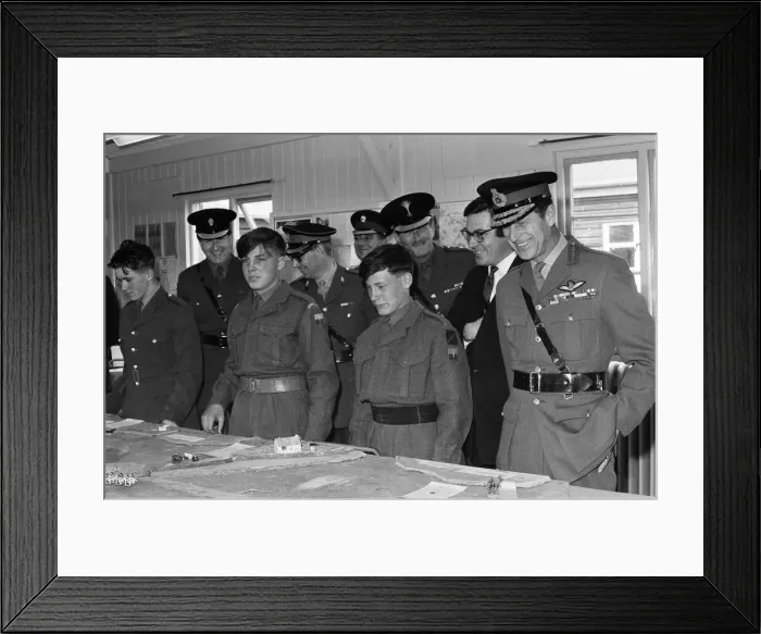 Framed Print : Prince Philip, Duke of Edinburgh, visiting the Infantry Junior Leaders Battalion at Park Framed Print : Prince Philip, Duke of Edinburgh, visiting the Infantry Junior Leaders Battalion at Park