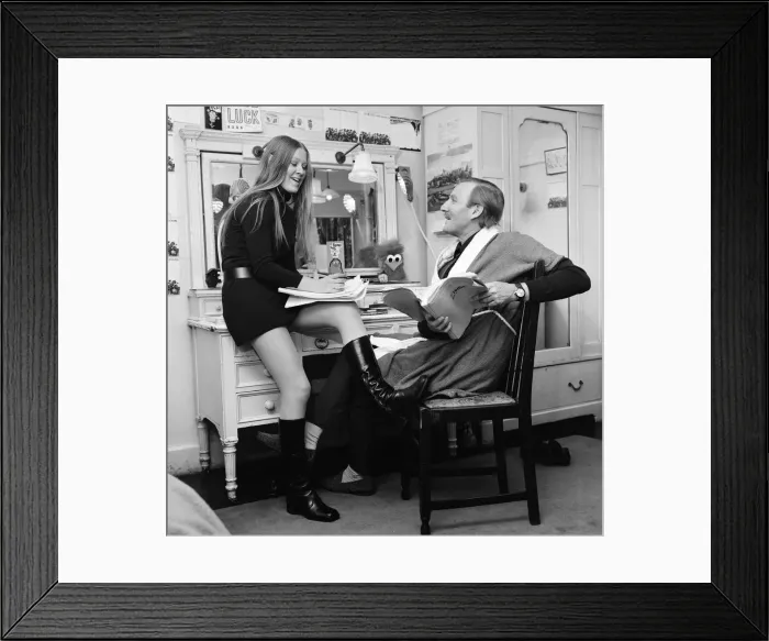 Framed Print : Leslie Phillips, star of the Man Most Likely To Framed Print : Leslie Phillips, star of the Man Most Likely To