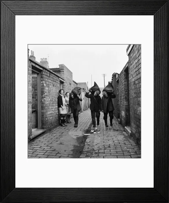 Framed Print : Coal men start delivering coal, Teesside. 1972