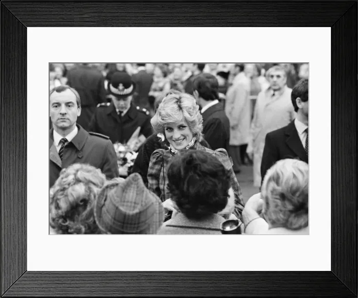 Framed Print : The Prince and Princess of Wales visit Mid Glamorgan in Wales Framed Print : The Prince and Princess of Wales visit Mid Glamorgan in Wales