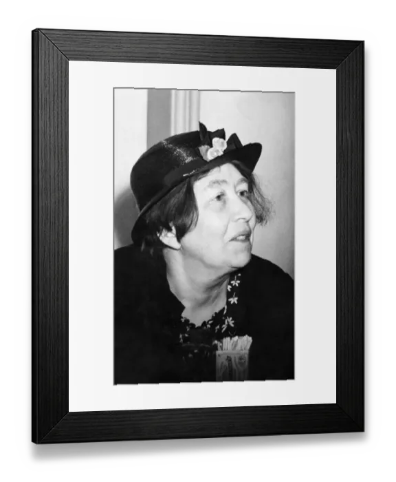 Framed Print : Portrait of Miss Sylvia Pankhurst, an English campaigner for the suffragette movement Framed Print : Portrait of Miss Sylvia Pankhurst, an English campaigner for the suffragette movement