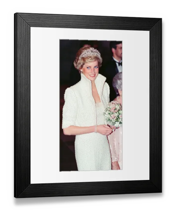 Framed Print : Princess Diana visit To Hong Kong as part of their Far East tour Framed Print : Princess Diana visit To Hong Kong as part of their Far East tour