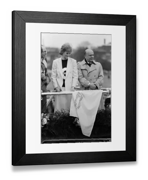 Framed Print : HRH Princess Diana, The Princess of Wales, launches the start of the 1988 London