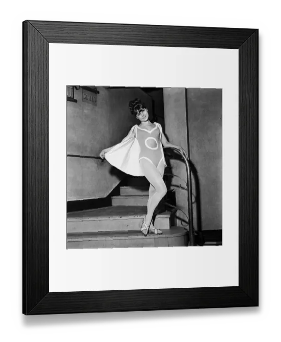 Framed Print : The cast members of a new show at the Royal Court Theatre, Liverpool Framed Print : The cast members of a new show at the Royal Court Theatre, Liverpool