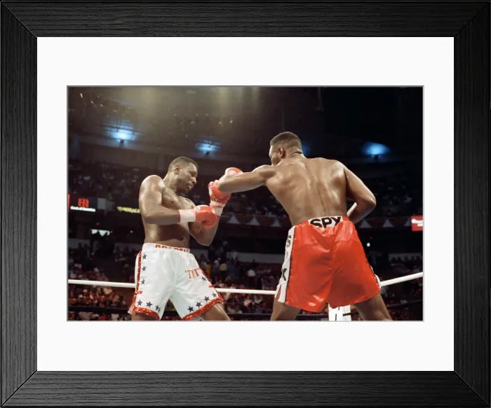 Framed Print : Lennox Lewis vs. Tony Tucker, billed as Star Spangled Glory Framed Print : Lennox Lewis vs. Tony Tucker, billed as Star Spangled Glory