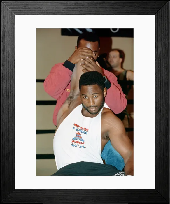 Framed Print : Lennox Lewis training ahead of his world title bout with Tony Tucker. Circa May1993 Framed Print : Lennox Lewis training ahead of his world title bout with Tony Tucker. Circa May1993