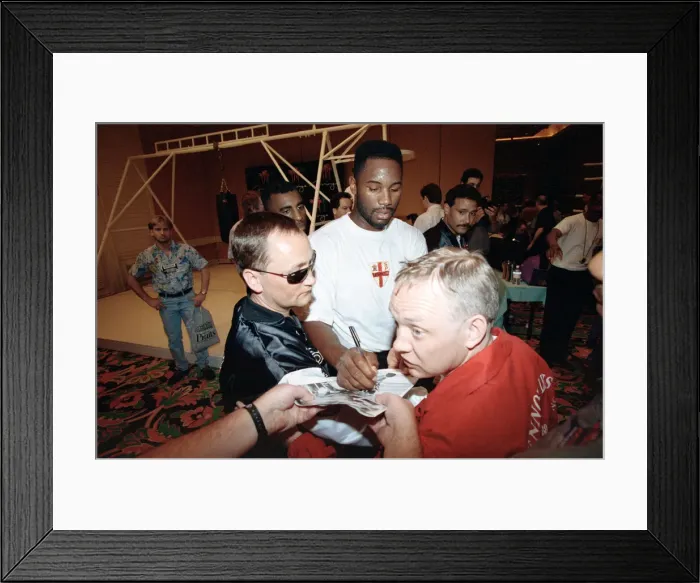 Framed Print : Lennox Lewis training ahead of his world title bout with Tony Tucker Framed Print : Lennox Lewis training ahead of his world title bout with Tony Tucker