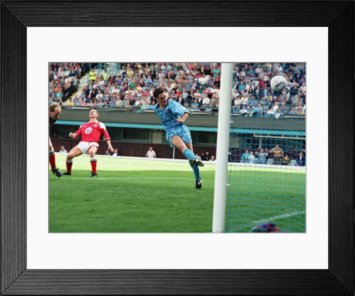Framed Print : English Premier League match, Coventry City 2 -1 Middlesbrough held at Highfield Road Framed Print : English Premier League match, Coventry City 2 -1 Middlesbrough held at Highfield Road