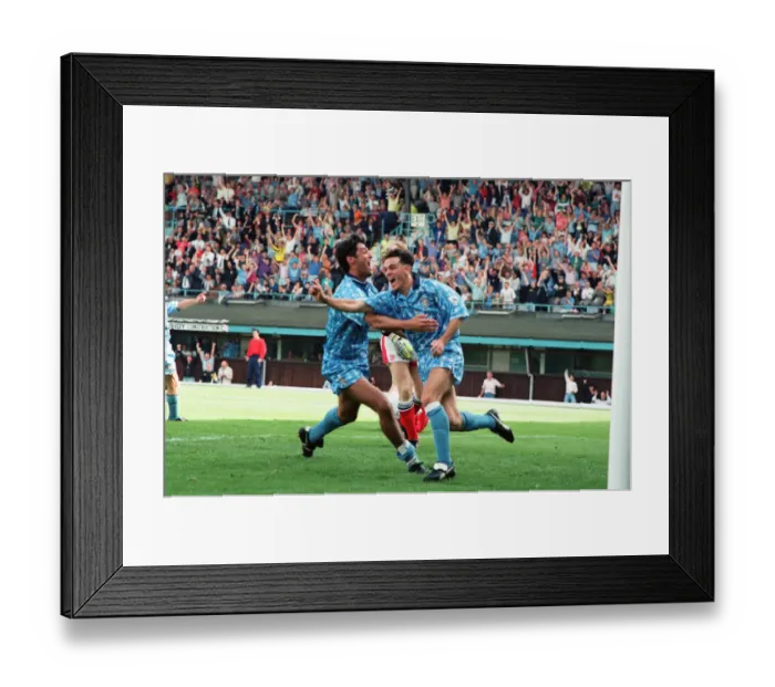 Framed Print : English Premier League match, Coventry City 2 -1 Middlesbrough held at Highfield Road