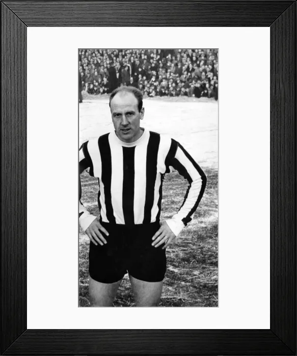 Framed Print : Footballer Jim Iley, circa 1965 Framed Print : Footballer Jim Iley, circa 1965