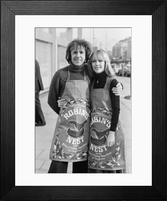 Framed Print : Richard O Sullivan and Tessa Wyatt pose for the photocall for the ITV sitcom
