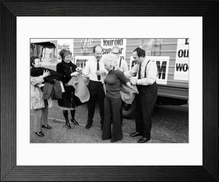 Framed Print : It was sweaters off for Barbara Windsor and members of Parliament outside the House of