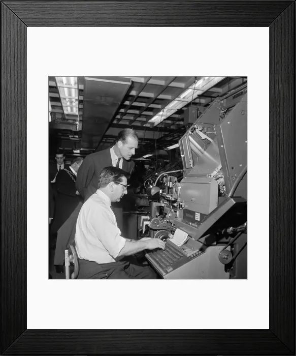 Framed Print : Prince Philip, Duke of Edinburgh, visiting the Birmingham Post and Mail offices Framed Print : Prince Philip, Duke of Edinburgh, visiting the Birmingham Post and Mail offices
