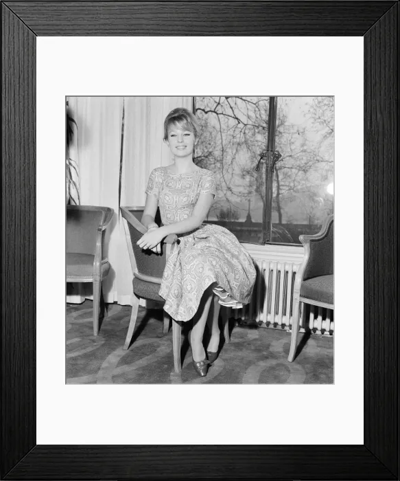 Framed Print : Annette Stroyberg, danish actress, in London, Sunday 14th December 1958 Framed Print : Annette Stroyberg, danish actress, in London, Sunday 14th December 1958