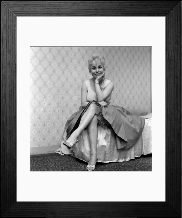 Framed Print : Cockney actress Barbara Windsor at home. 12th February 1960 Framed Print : Cockney actress Barbara Windsor at home. 12th February 1960