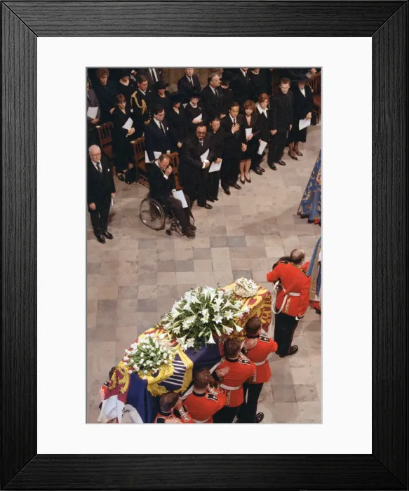 Framed Print : The funeral of Diana, Princess of Wales at Westminster Abbey, London. 6th September 1997 Framed Print : The funeral of Diana, Princess of Wales at Westminster Abbey, London. 6th September 1997