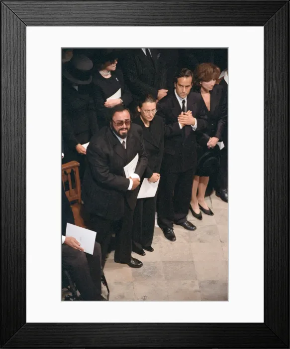 Framed Print : The funeral of Diana, Princess of Wales at Westminster Abbey, London Framed Print : The funeral of Diana, Princess of Wales at Westminster Abbey, London