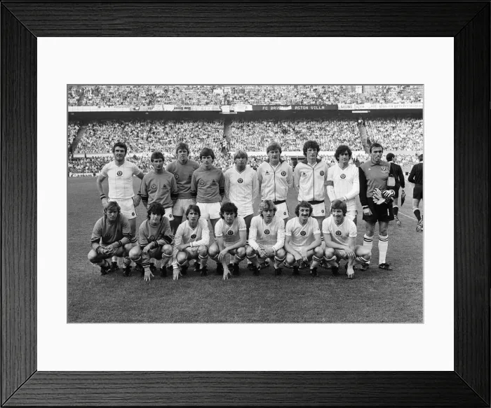 Framed Print : Aston Villa 1-0 Bayern Munich, European Cup Final match at the De Kuip, Rotterdam Framed Print : Aston Villa 1-0 Bayern Munich, European Cup Final match at the De Kuip, Rotterdam