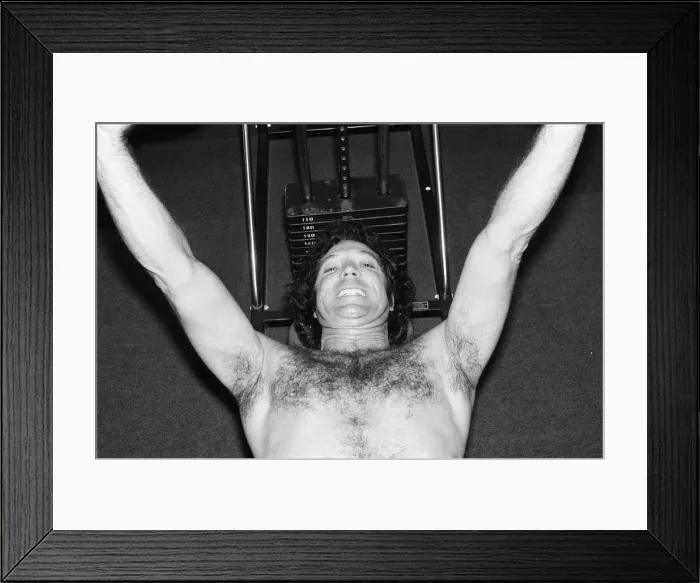 Framed Print : Tom Jones keeping fit. 2nd June 1980 Framed Print : Tom Jones keeping fit. 2nd June 1980