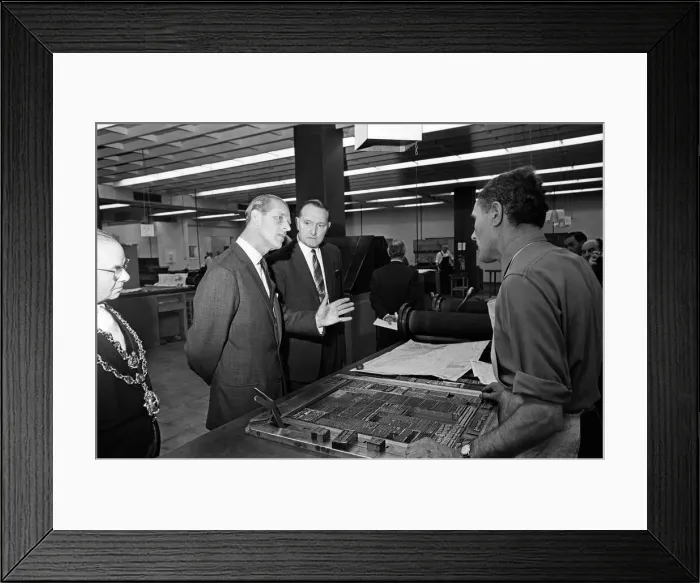 Framed Print : Prince Philip, Duke of Edinburgh, visiting the Birmingham Post and Mail offices Framed Print : Prince Philip, Duke of Edinburgh, visiting the Birmingham Post and Mail offices