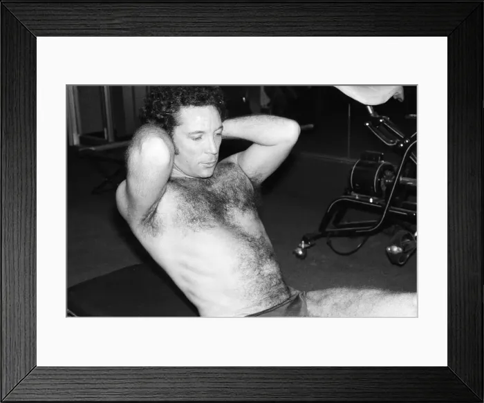 Framed Print : Tom Jones keeping fit. 2nd June 1980 Framed Print : Tom Jones keeping fit. 2nd June 1980