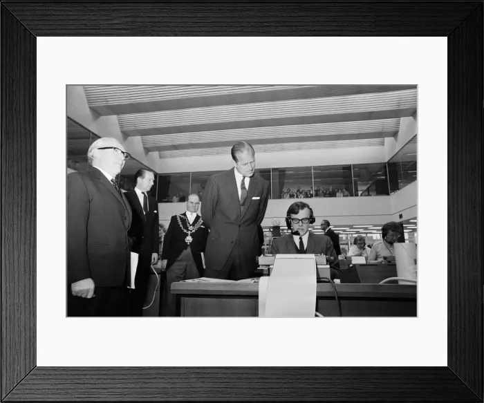 Framed Print : Prince Philip, Duke of Edinburgh, visiting the Birmingham Post and Mail offices Framed Print : Prince Philip, Duke of Edinburgh, visiting the Birmingham Post and Mail offices