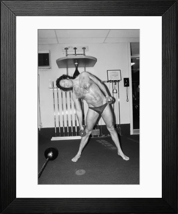 Framed Print : Tom Jones keeping fit. 2nd June 1980 Framed Print : Tom Jones keeping fit. 2nd June 1980
