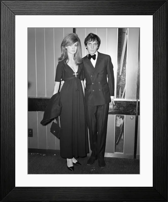 Framed Print : The Collector, 1965 film premiere at the Columbia Theatre, London