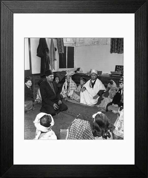 Framed Print : Children attend the Peel Street Mosque in Tiger Bay, Cardiff. 1st March 1954 Framed Print : Children attend the Peel Street Mosque in Tiger Bay, Cardiff. 1st March 1954