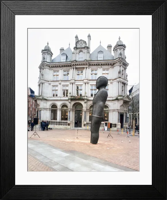 Framed Print : The latest work of British sculptor Antony Gormley, a statue entitled Iron Framed Print : The latest work of British sculptor Antony Gormley, a statue entitled Iron