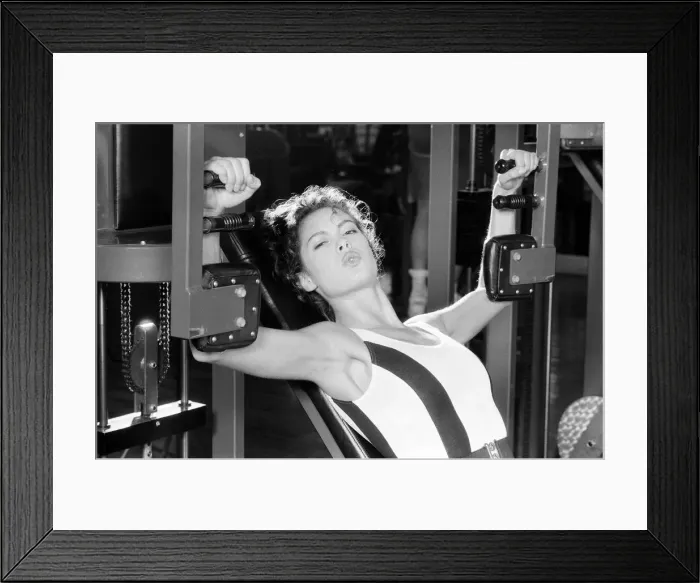Framed Print : Model Andrea Kovic working out at the Covent Garden Fitness Centre. 8th January 1987 Framed Print : Model Andrea Kovic working out at the Covent Garden Fitness Centre. 8th January 1987