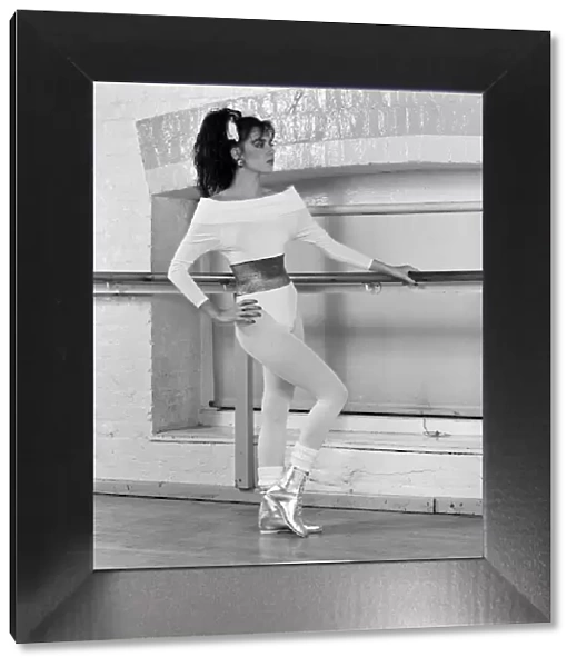 Model at Pineapple Studios. 30th December 1987