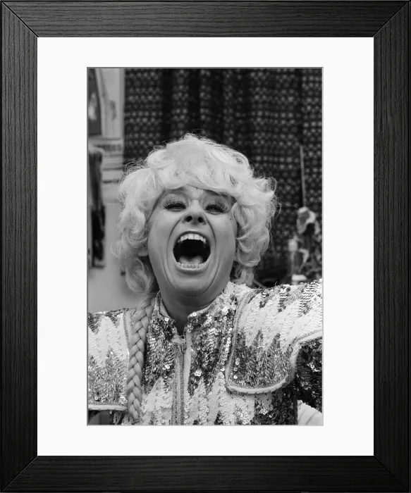 Framed Print : Actress Barbara Windsor making funny faces. February 1978 Framed Print : Actress Barbara Windsor making funny faces. February 1978