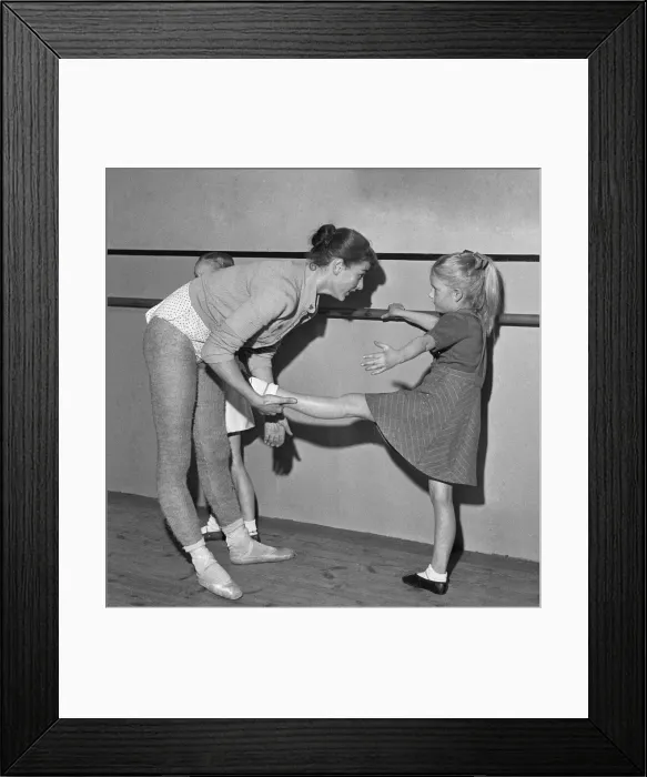 Framed Print : Baby classes and young children who have their ballet lessons at the Rambert School in Framed Print : Baby classes and young children who have their ballet lessons at the Rambert School in