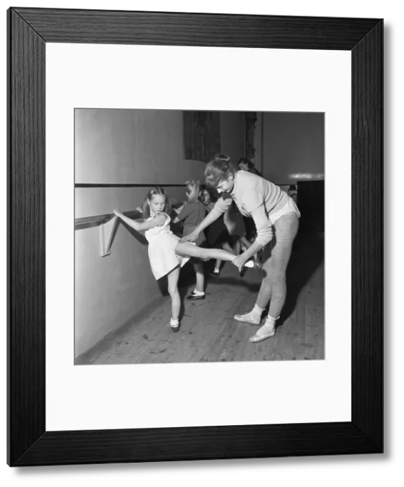 Framed Print : Baby classes and young children who have their ballet lessons at the Rambert School in Framed Print : Baby classes and young children who have their ballet lessons at the Rambert School in