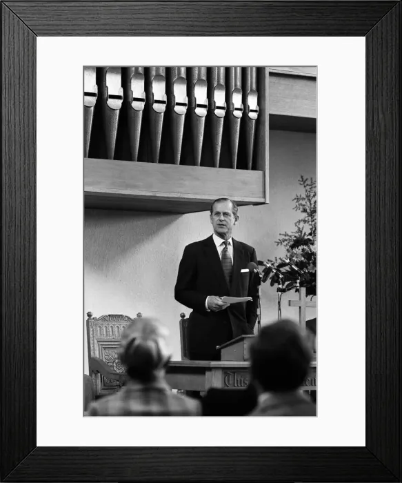 Framed Print : Prince Philip, Duke of Edinburgh during his tour of Worcester Cathedral. 4th May 1978 Framed Print : Prince Philip, Duke of Edinburgh during his tour of Worcester Cathedral. 4th May 1978