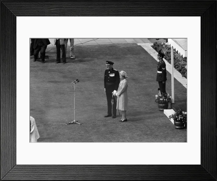 Framed Print : Queen Elizabeth II at the colour presentation, Centenary Square, Birmingham