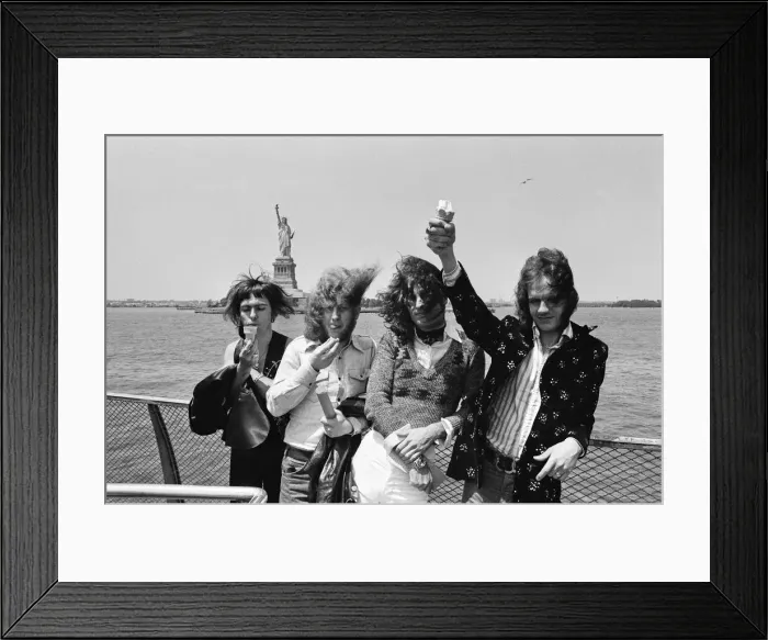 Framed Print : One of Britains top pop groups Slade are pictured on their way to visit the Statue Framed Print : One of Britains top pop groups Slade are pictured on their way to visit the Statue