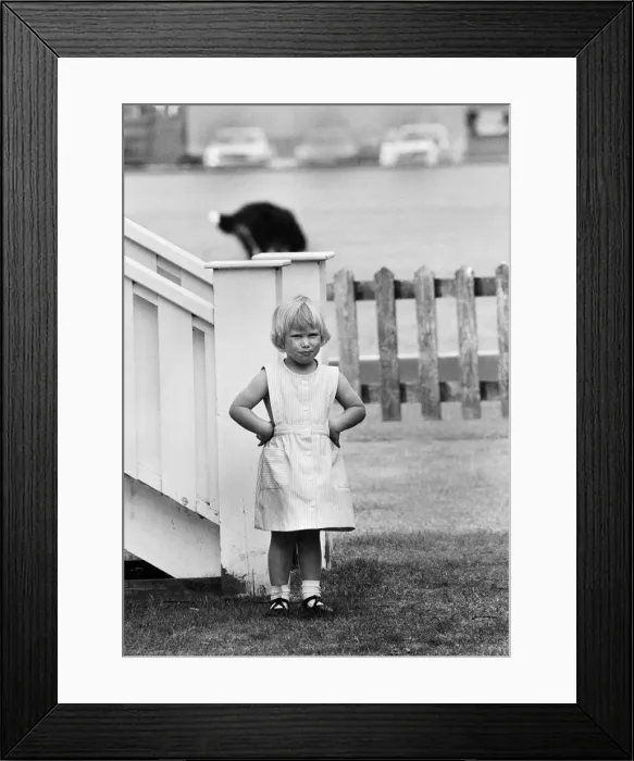 Framed Print : Three year old Zara Phillips, daughter of Princess Anne and Captain Mark Phillips Framed Print : Three year old Zara Phillips, daughter of Princess Anne and Captain Mark Phillips