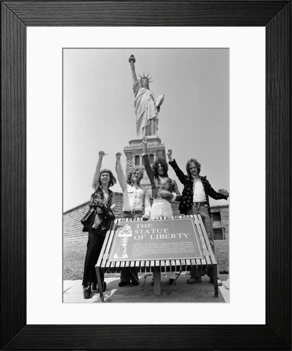 Framed Print : One of Britains top pop groups Slade are pictured on their way to visit the Statue