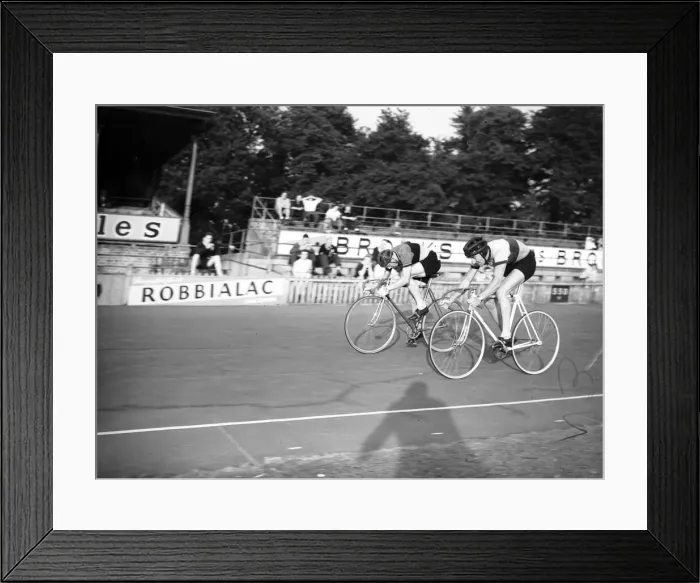 Framed Print : Cycling at Herne Hill, London, Saturday 23rd July 1955. National Championship, Track