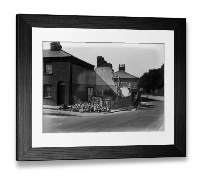Framed Print : Vine Street, demolishing houses, Uxbridge 30th August 1935