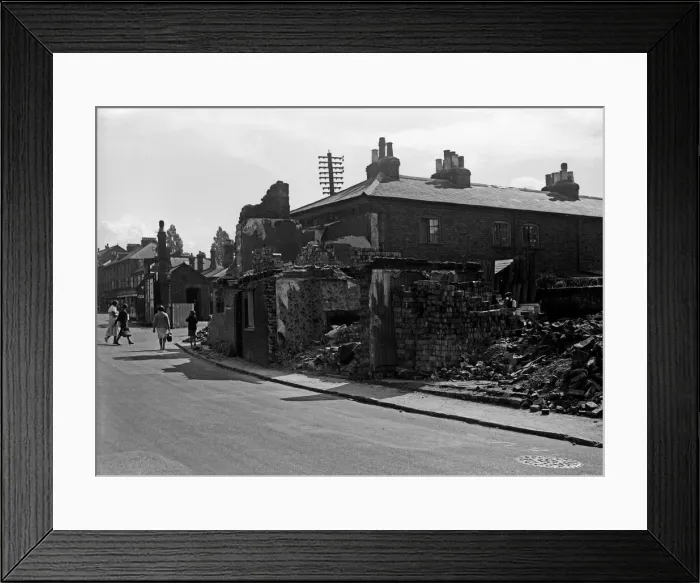 Framed Print : Vine Street, demolishing houses, Uxbridge 30th August 1935 Framed Print : Vine Street, demolishing houses, Uxbridge 30th August 1935