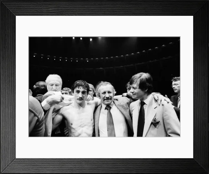 Framed Print : Barry McGuigan vs Esteban Eguia at the Royal Albert Hall, Kensington, London Framed Print : Barry McGuigan vs Esteban Eguia at the Royal Albert Hall, Kensington, London