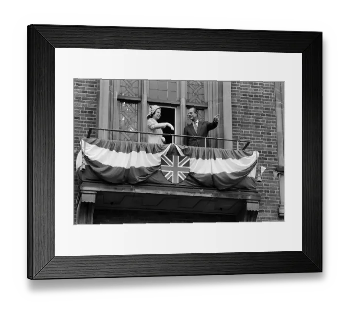 Framed Print : Queen Elizabeth II and Prince Philip, Duke of Edinburgh