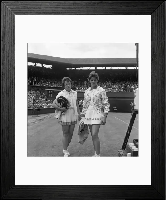 Framed Print : Wimbledon Tennis, Billie Jean Moffitt (later King) and Margaret Smith. 26th June 1962 Framed Print : Wimbledon Tennis, Billie Jean Moffitt (later King) and Margaret Smith. 26th June 1962