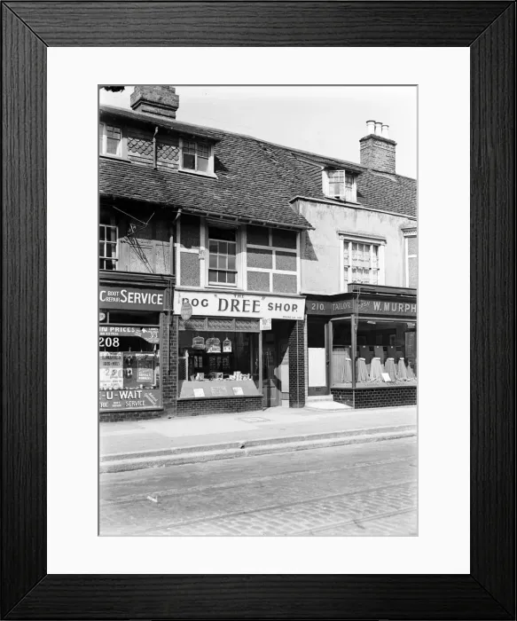 Framed Print : High Street, W. Murphy tailor, Uxbridge 1936 Framed Print : High Street, W. Murphy tailor, Uxbridge 1936