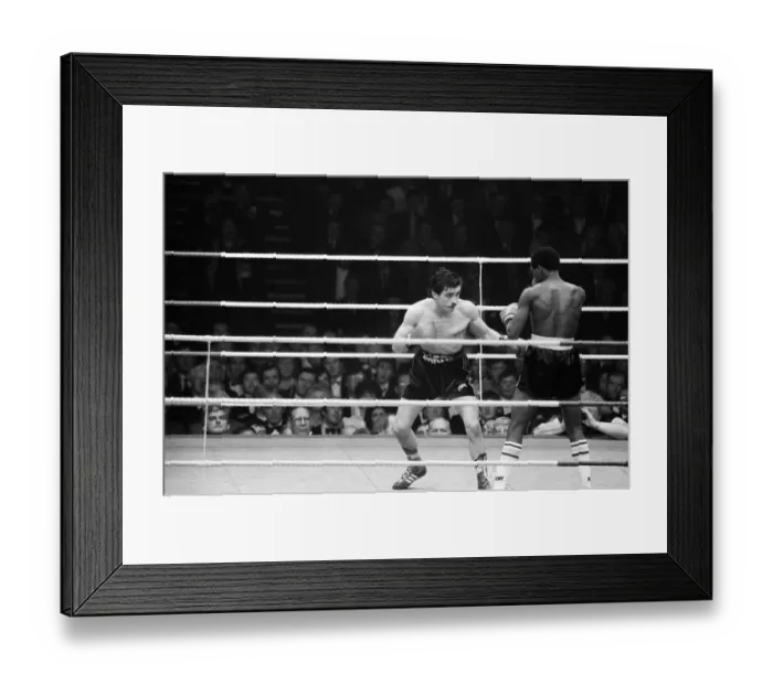 Framed Print : Barry McGuigans second defence of his WBA title against Danilo Cabrera at The Royal Framed Print : Barry McGuigans second defence of his WBA title against Danilo Cabrera at The Royal