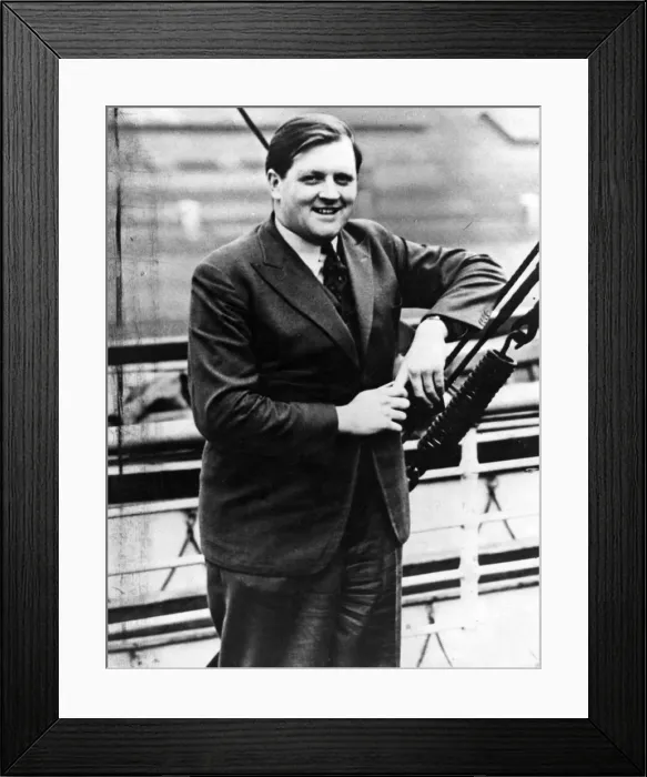 Framed Print : Richard Dimbleby sails to cover a Canadian Royal tour. 1939