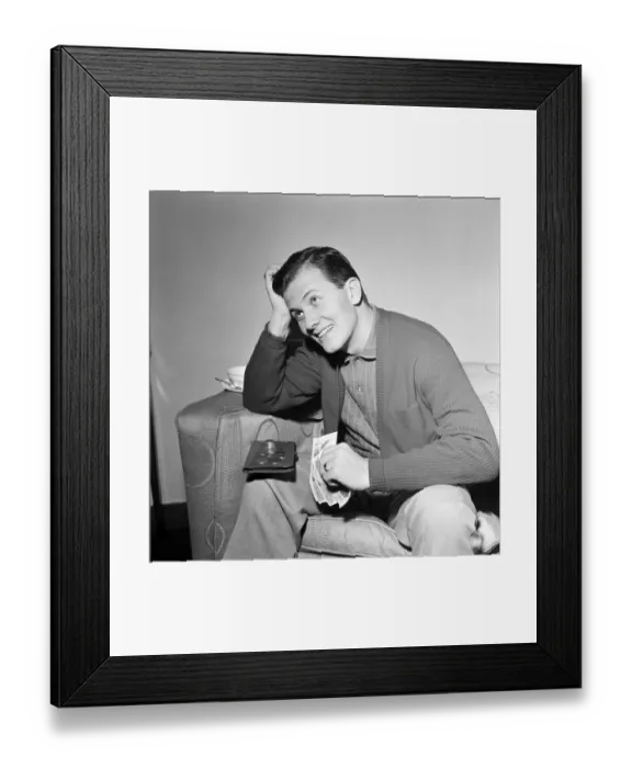 Framed Print : American singer Pat Boone in the UK for a series of television and variety engagements Framed Print : American singer Pat Boone in the UK for a series of television and variety engagements